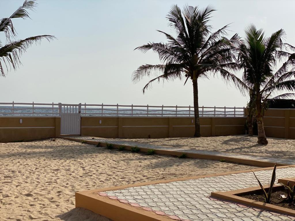 Oceanfront Wavecrest Hotel Lekki Exterior foto